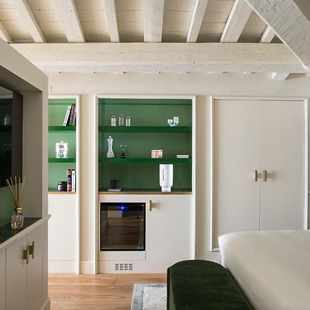 Hotel La Gemma Флоренція Екстер'єр фото The interior of a flat at the top of the building