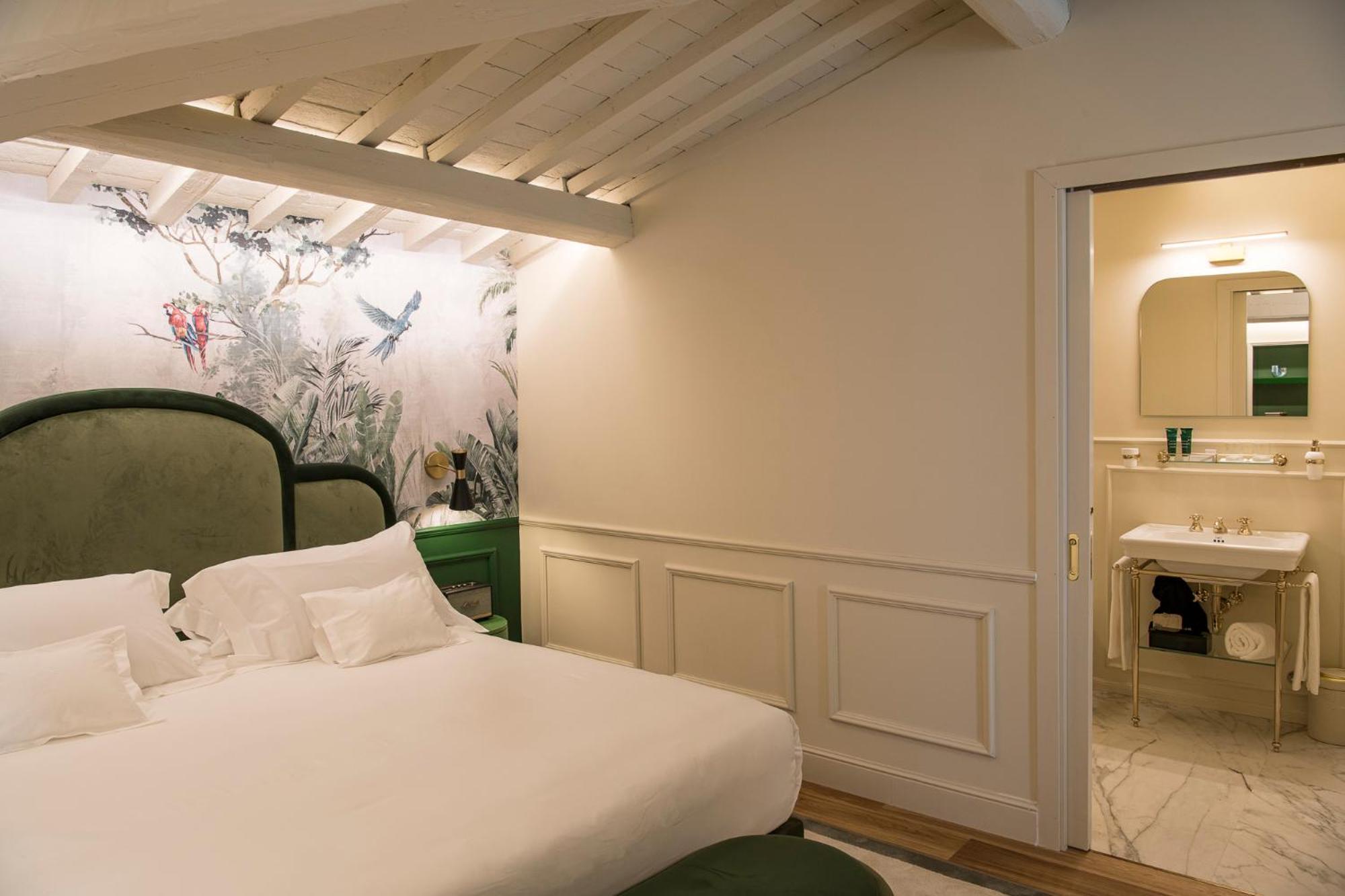 Hotel La Gemma Флоренція Екстер'єр фото A room at the hotel