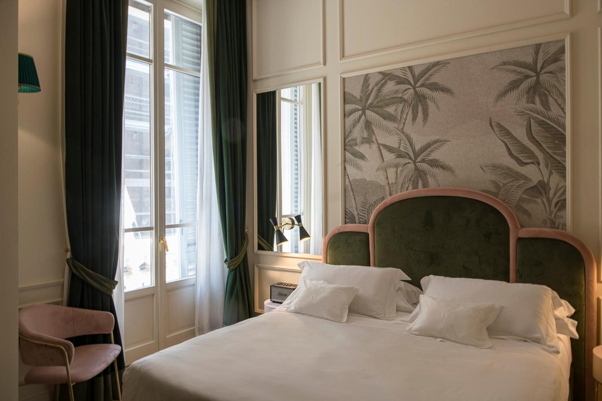 Hotel La Gemma Флоренція Екстер'єр фото A room at the hotel