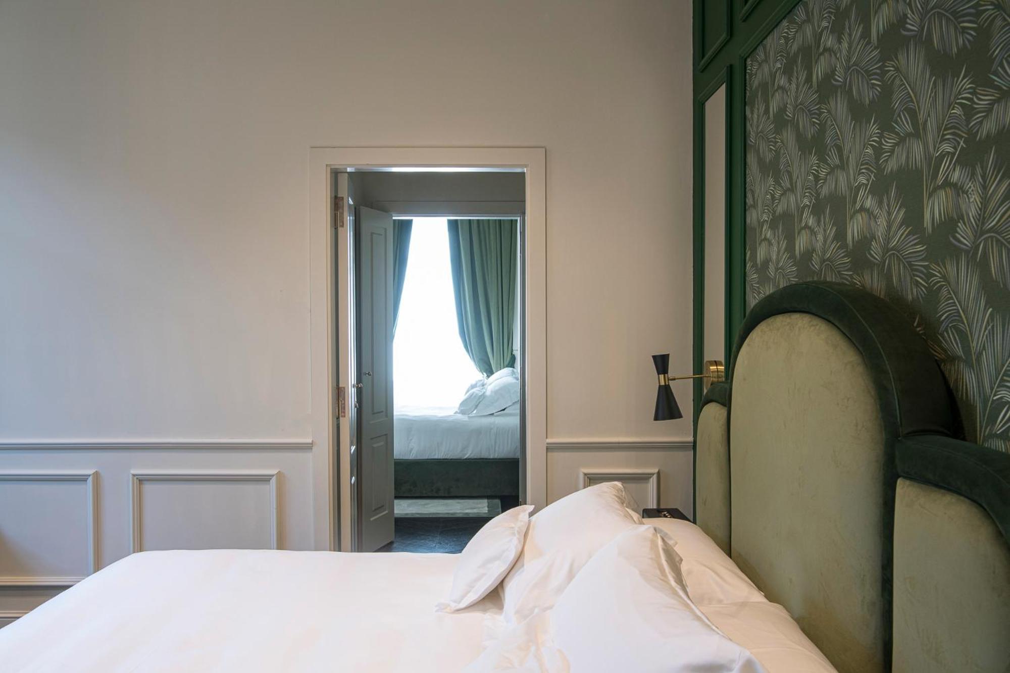 Hotel La Gemma Флоренція Екстер'єр фото A room at the hotel